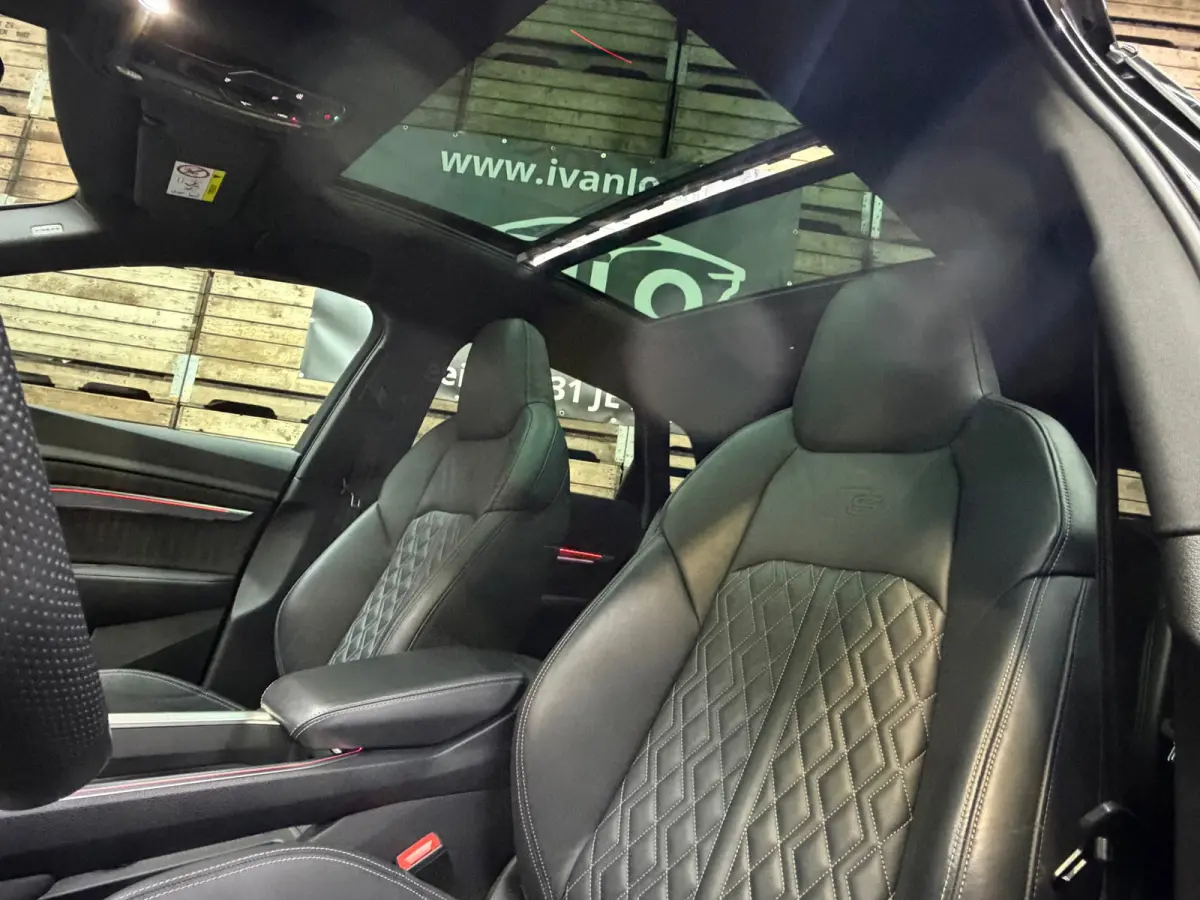 SQ8 50 quattro S Edition 95 kWh,21"LM, Pano, Adaptive Cruise, 360, Trekhaak, Luchtvering, Leder
