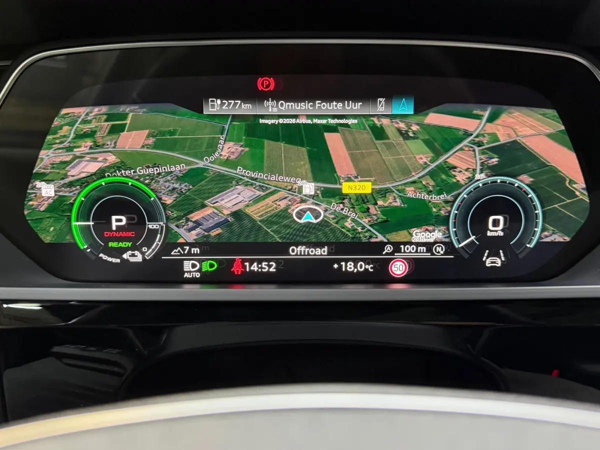 SQ8 50 quattro S Edition 95 kWh,21"LM, Pano, Adaptive Cruise, 360, Trekhaak, Luchtvering, Leder
