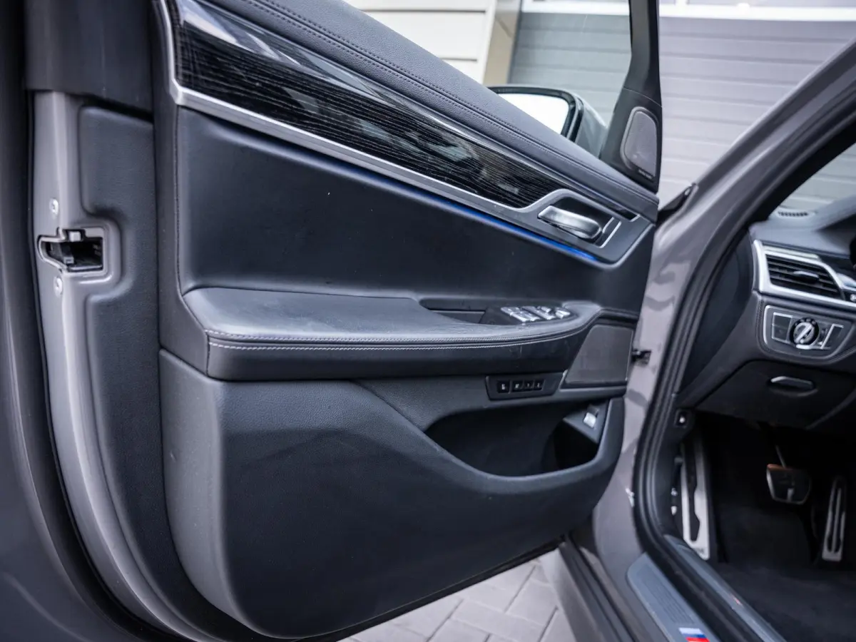 745Le High Executive - M-Sport l Bernina l Rear Ent. l Massage l Pano l Laser