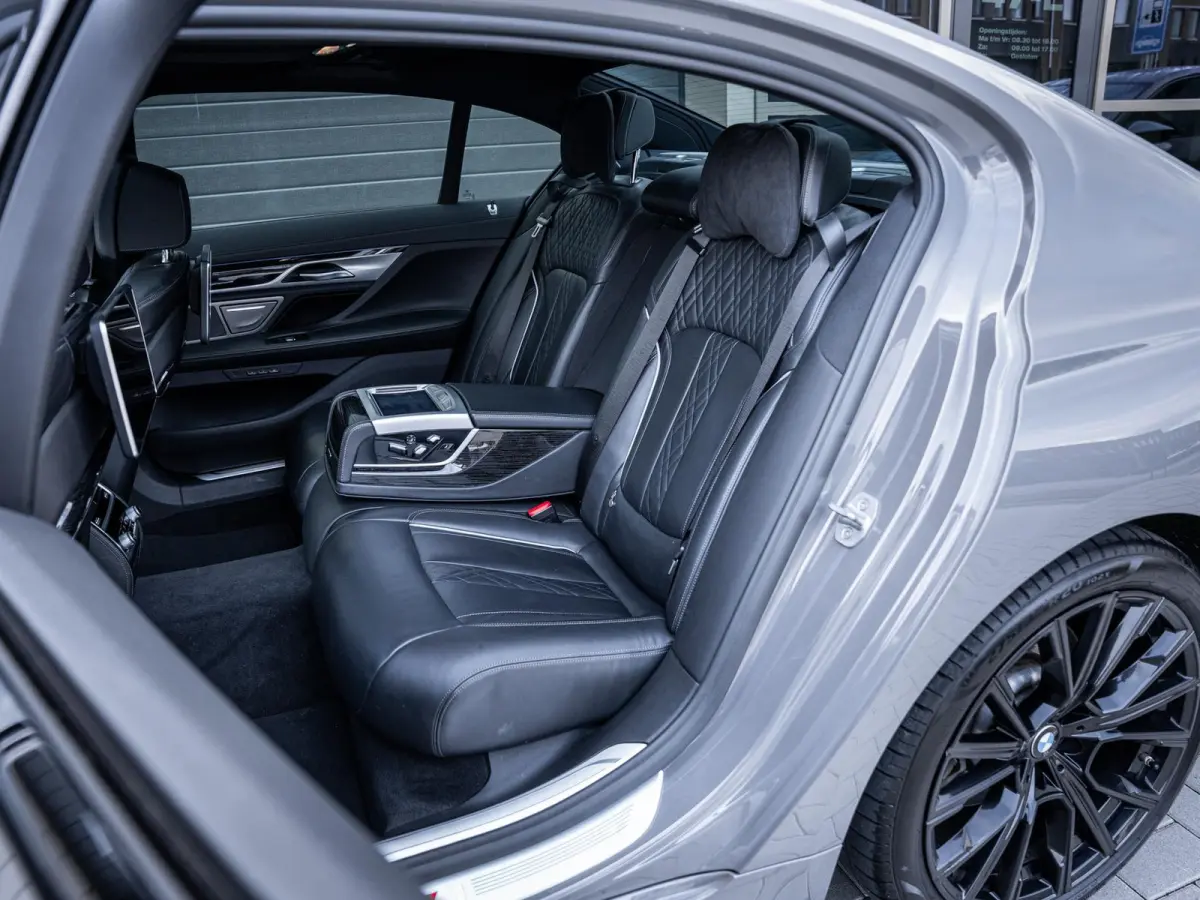 745Le High Executive - M-Sport l Bernina l Rear Ent. l Massage l Pano l Laser
