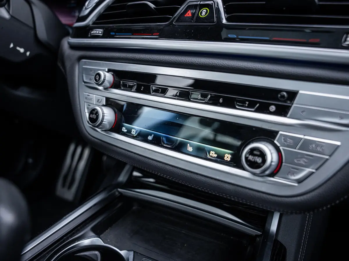 745Le High Executive - M-Sport l Bernina l Rear Ent. l Massage l Pano l Laser