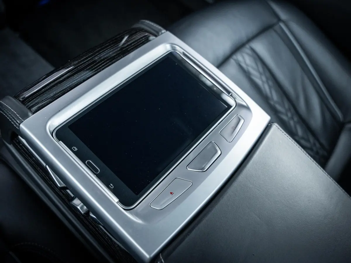 745Le High Executive - M-Sport l Bernina l Rear Ent. l Massage l Pano l Laser