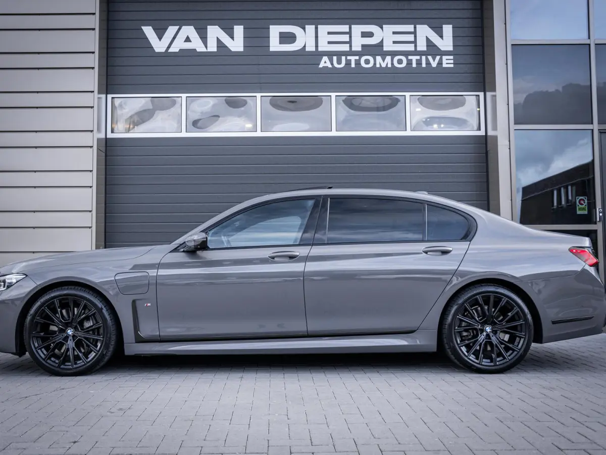 745Le High Executive - M-Sport l Bernina l Rear Ent. l Massage l Pano l Laser