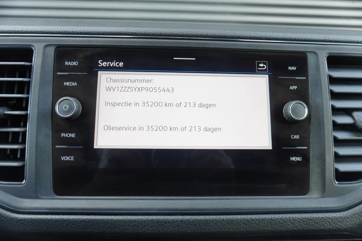 50 N1 Dubbellucht 160pk Automaat L4H3/L3H2 Apple Carplay 3500kg Trekgewicht Imperiaal Camera Parkeersensoren Cruise control