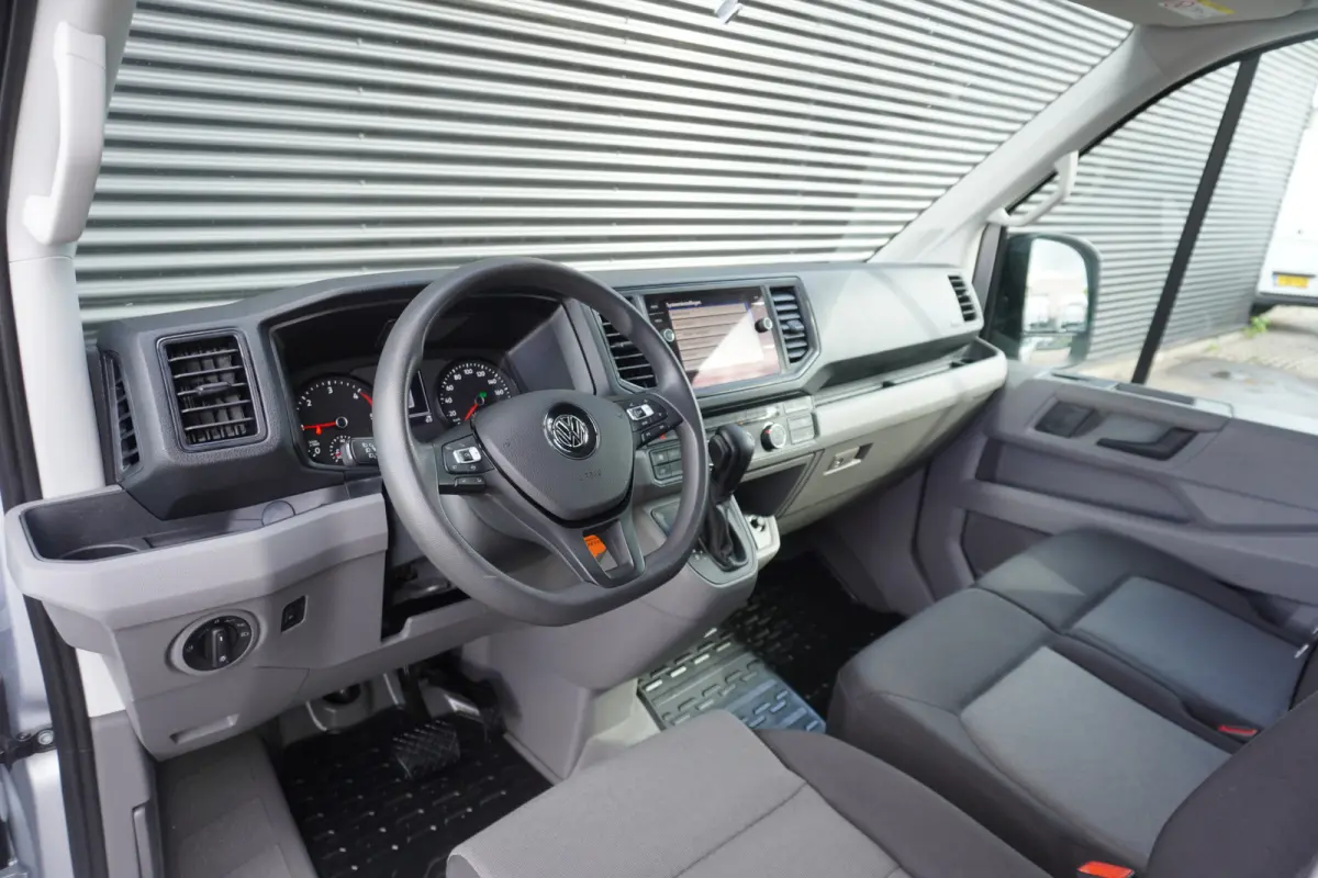 50 N1 Dubbellucht 160pk Automaat L4H3/L3H2 Apple Carplay 3500kg Trekgewicht Imperiaal Camera Parkeersensoren Cruise control