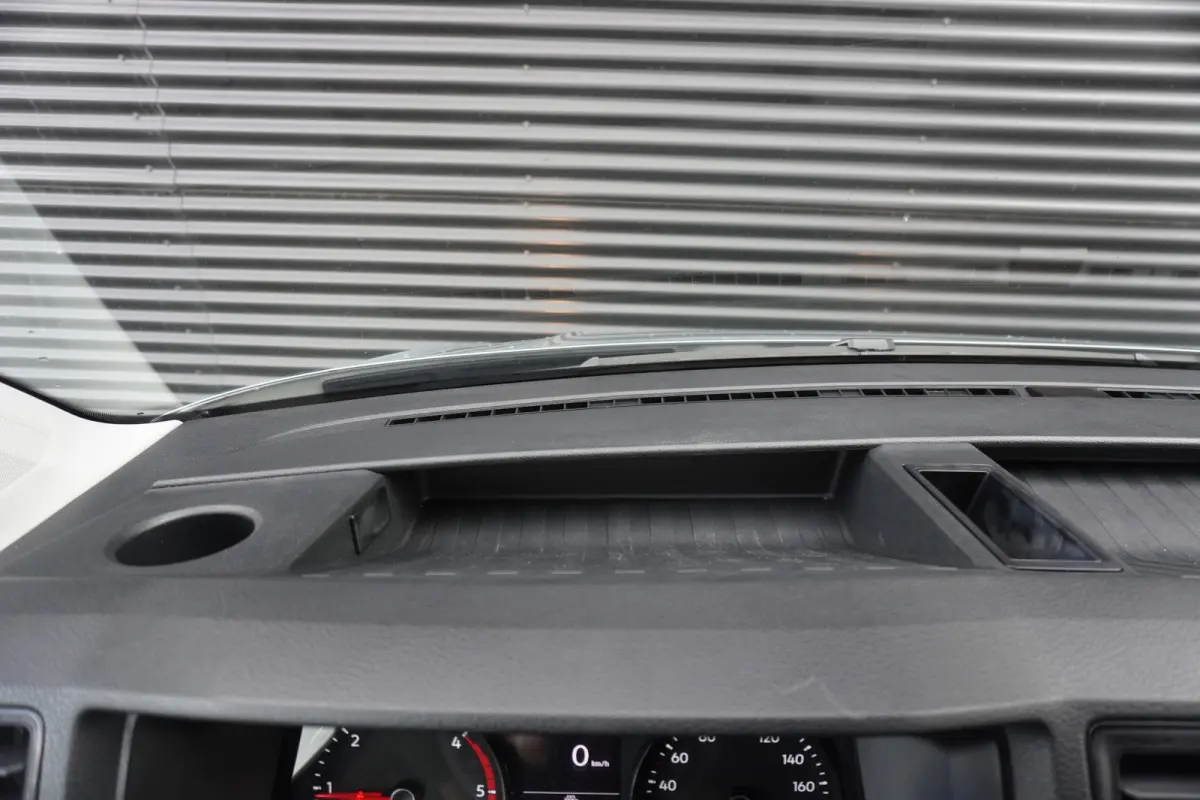 50 N1 Dubbellucht 160pk Automaat L4H3/L3H2 Apple Carplay 3500kg Trekgewicht Imperiaal Camera Parkeersensoren Cruise control