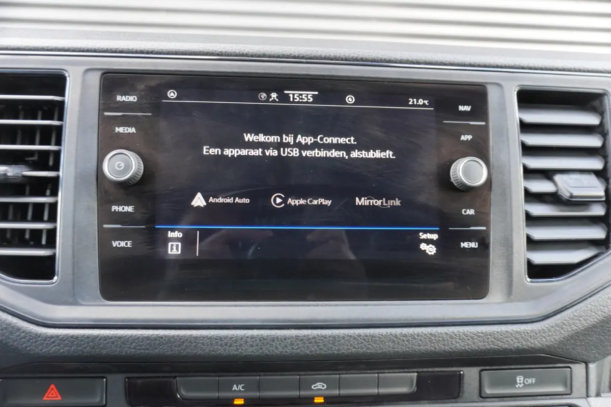 50 N1 Dubbellucht 160pk Automaat L4H3/L3H2 Apple Carplay 3500kg Trekgewicht Imperiaal Camera Parkeersensoren Cruise control