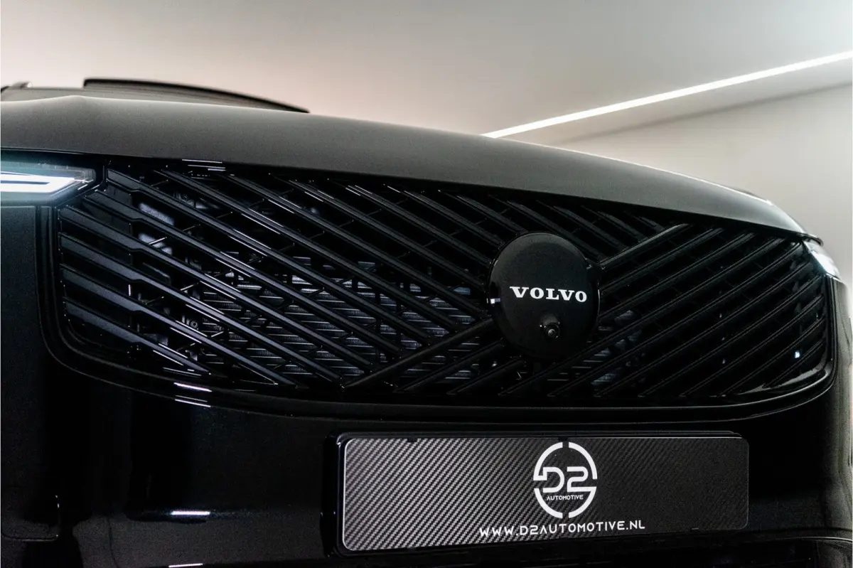 2.0 T8 Plug-in hybrid AWD Ultra Dark Long Range 406PK GLOEDNIEUW | 7 Pers. | Bowers | Pano | Trekhaak | VOL! 3 jaar Fabrieksgarantie
