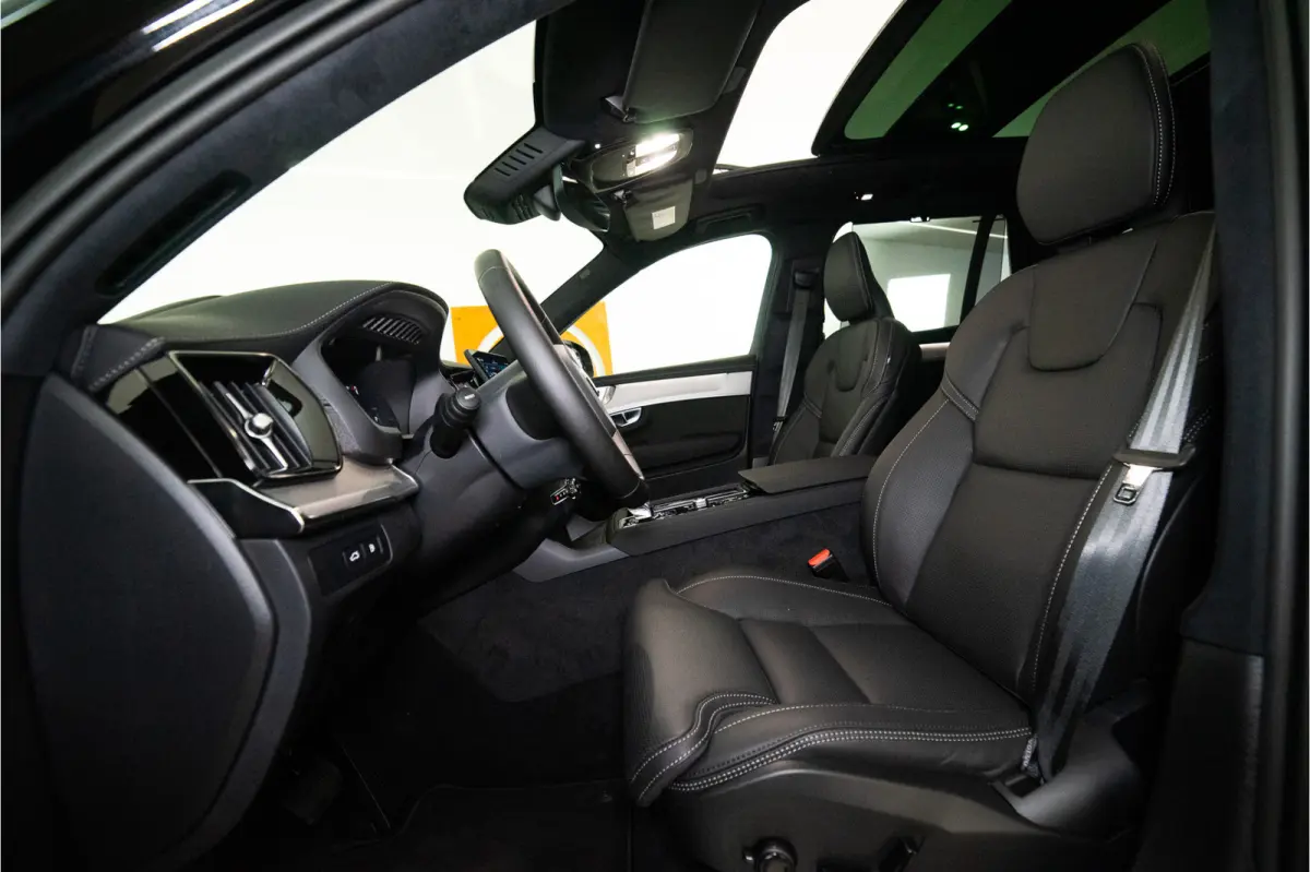 2.0 T8 Plug-in hybrid AWD Ultra Dark Long Range 406PK GLOEDNIEUW | 7 Pers. | Bowers | Pano | Trekhaak | VOL! 3 jaar Fabrieksgarantie