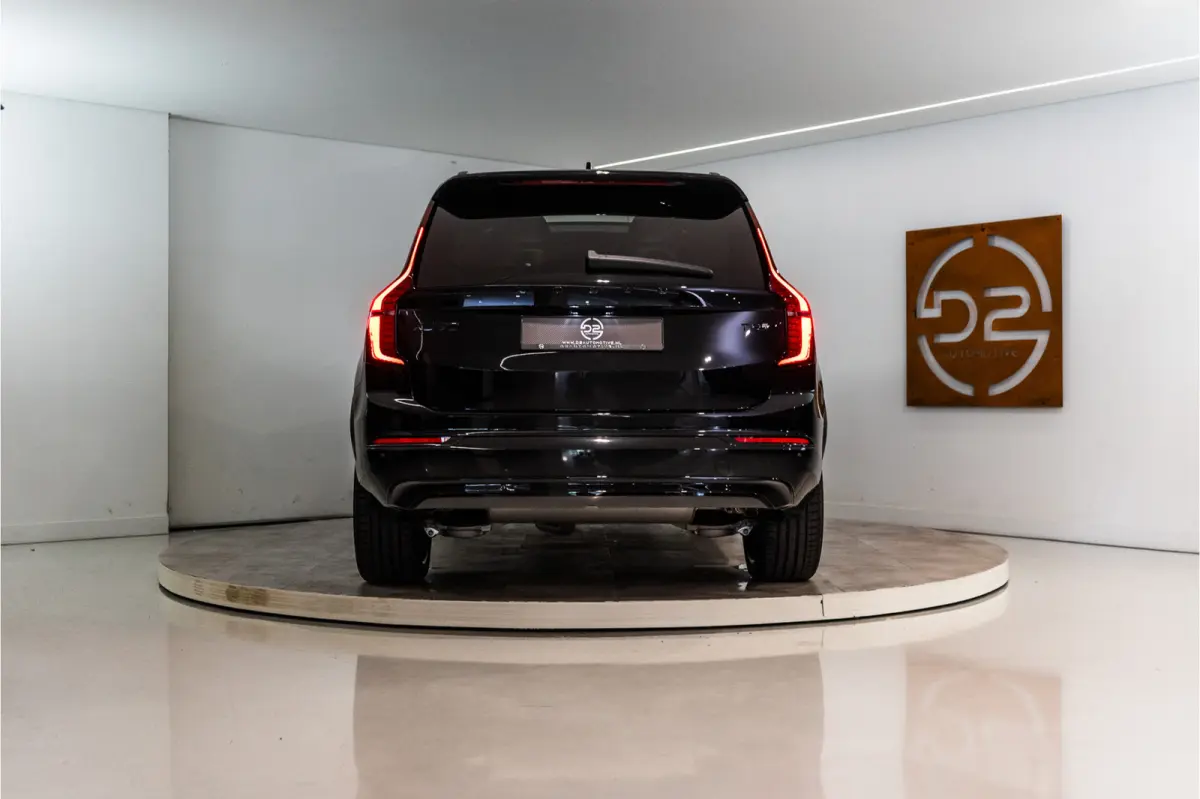 2.0 T8 Plug-in hybrid AWD Ultra Dark Long Range 406PK GLOEDNIEUW | 7 Pers. | Bowers | Pano | Trekhaak | VOL! 3 jaar Fabrieksgarantie