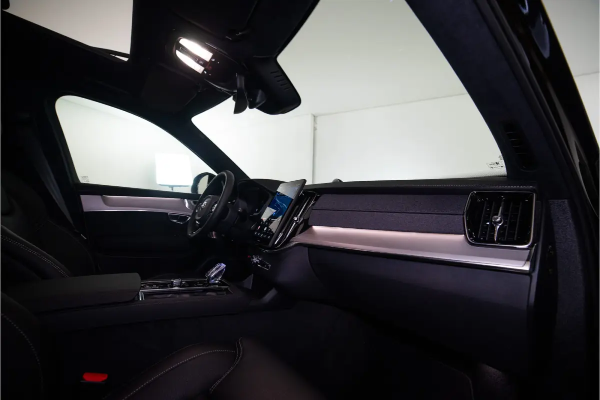 2.0 T8 Plug-in hybrid AWD Ultra Dark Long Range 406PK GLOEDNIEUW | 7 Pers. | Bowers | Pano | Trekhaak | VOL! 3 jaar Fabrieksgarantie