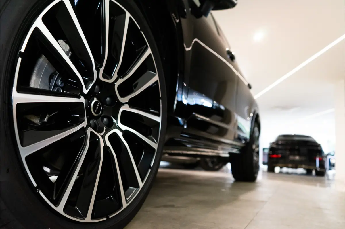 2.0 T8 Plug-in hybrid AWD Ultra Dark Long Range 406PK GLOEDNIEUW | 7 Pers. | Bowers | Pano | Trekhaak | VOL! 3 jaar Fabrieksgarantie