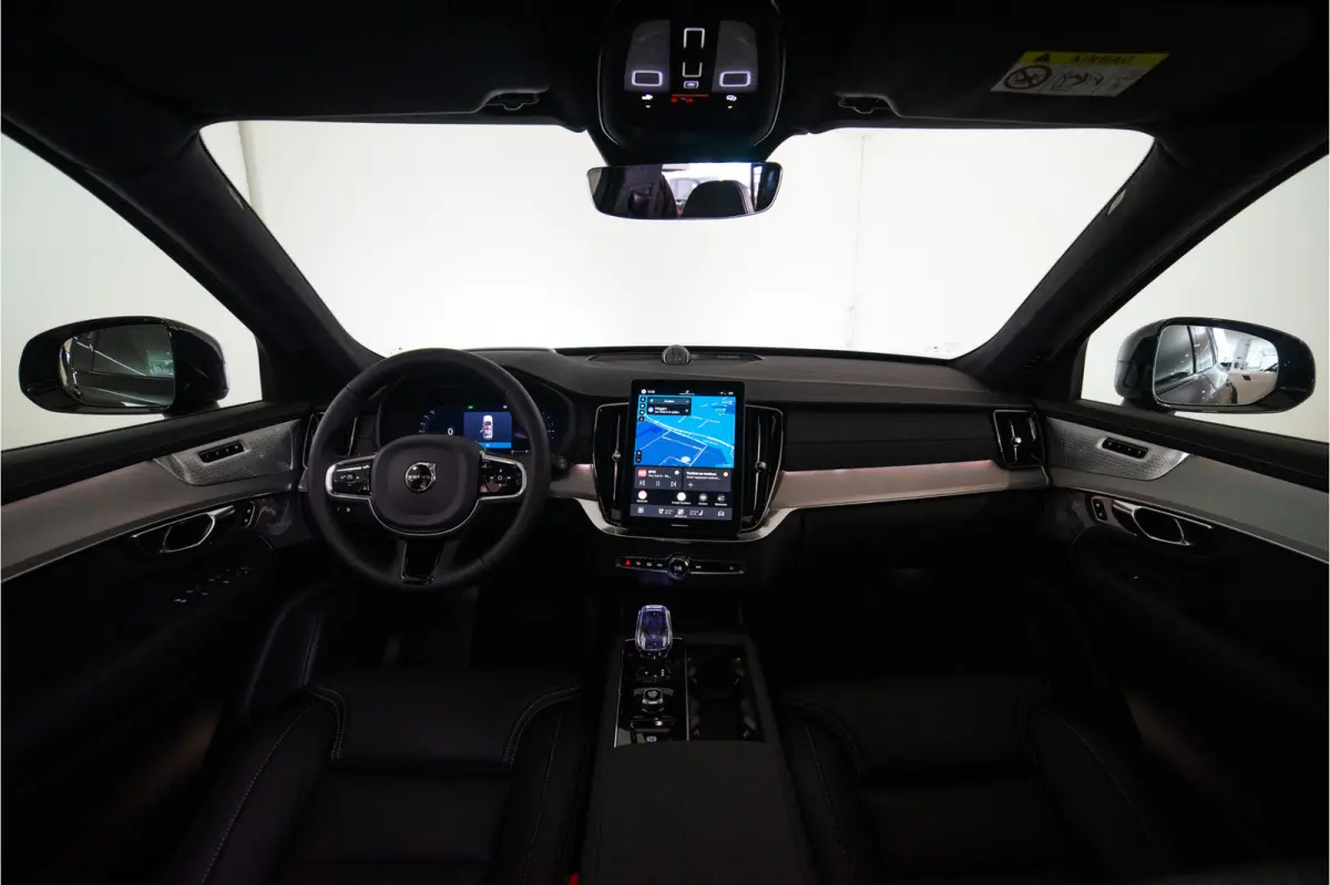 2.0 T8 Plug-in hybrid AWD Ultra Dark Long Range 406PK GLOEDNIEUW | 7 Pers. | Bowers | Pano | Trekhaak | VOL! 3 jaar Fabrieksgarantie