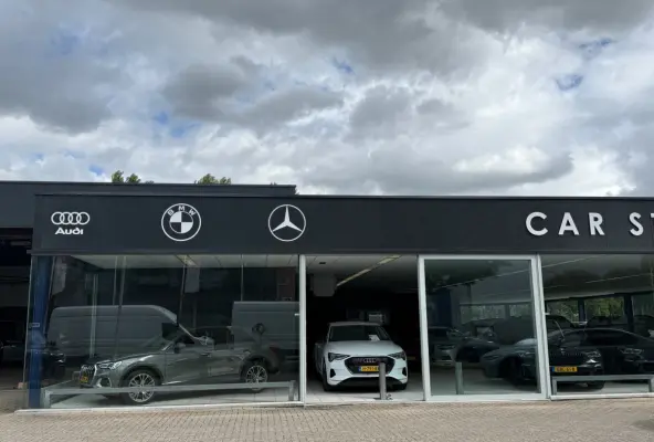 Long Range AWD 75 kWh 93% SOH ZWARTE VELGEN