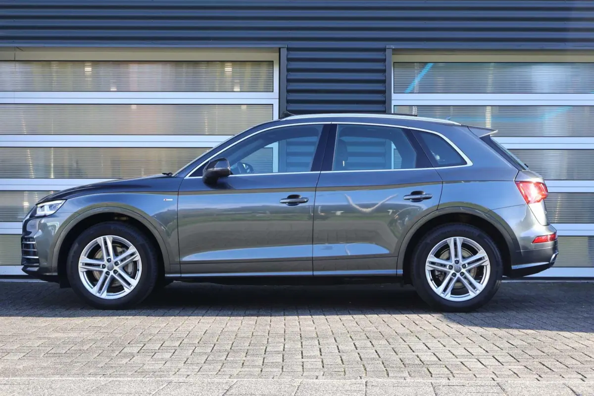 2.0 TFSI 252pk quattro Sport | Luchtvering | Panoramadak | Stoelverwarming | Audi-SOUND | Sportstuur