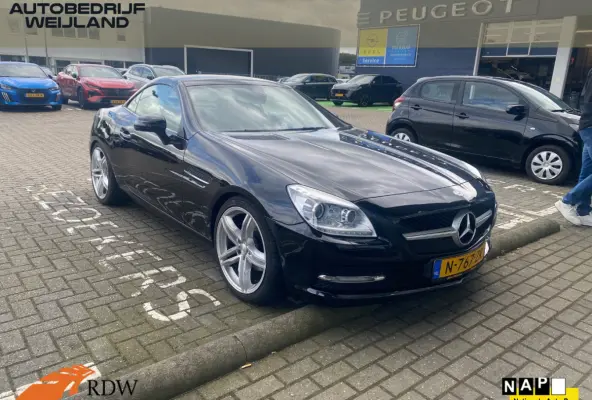 200 K. AMG-line 184PK NIEUWSTAAT I 2ste eig. I AMG-line I Navi I Leer I Nekverwarming I Winterpakket I 18" I
