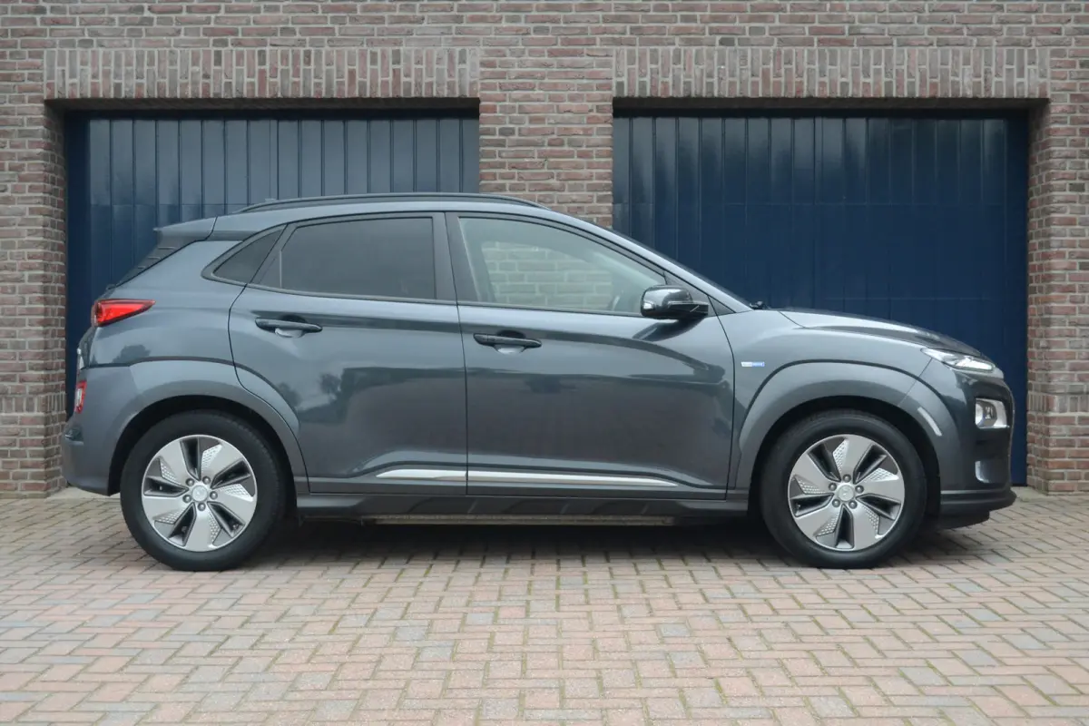 EV Premium 64 kWh | 98% SOH | Schuifdak | Keyless | Stoelventilatie/verwarming | Camera | Stuurverwarming