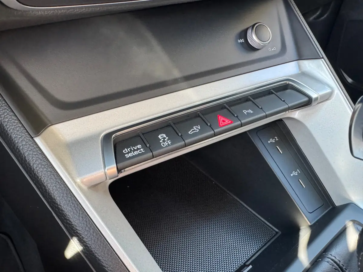 45 TFSI e 245PK BUSINESS EDITION PHEV LEDER/NAVICAMERA/CARPLAY/ELEKTR.KLEP