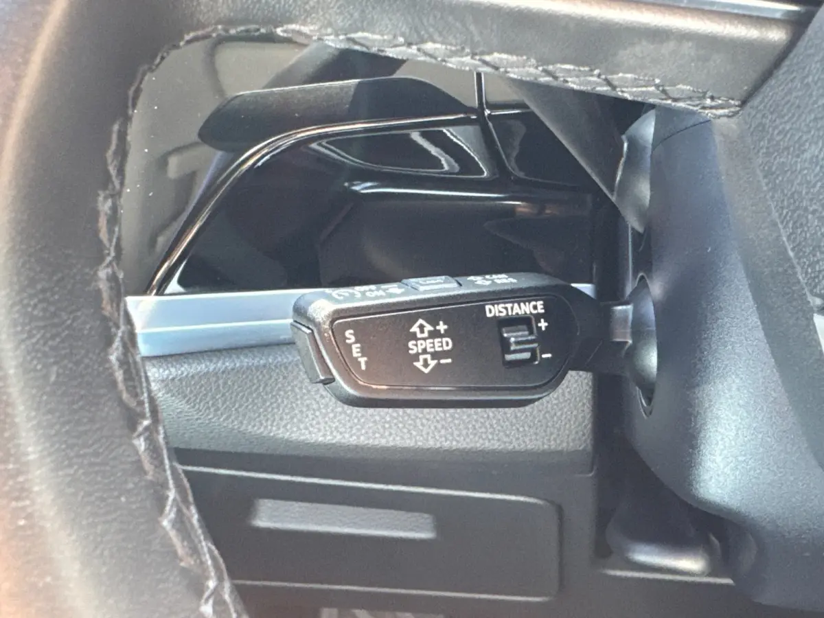45 TFSI e 245PK BUSINESS EDITION PHEV LEDER/NAVICAMERA/CARPLAY/ELEKTR.KLEP ****