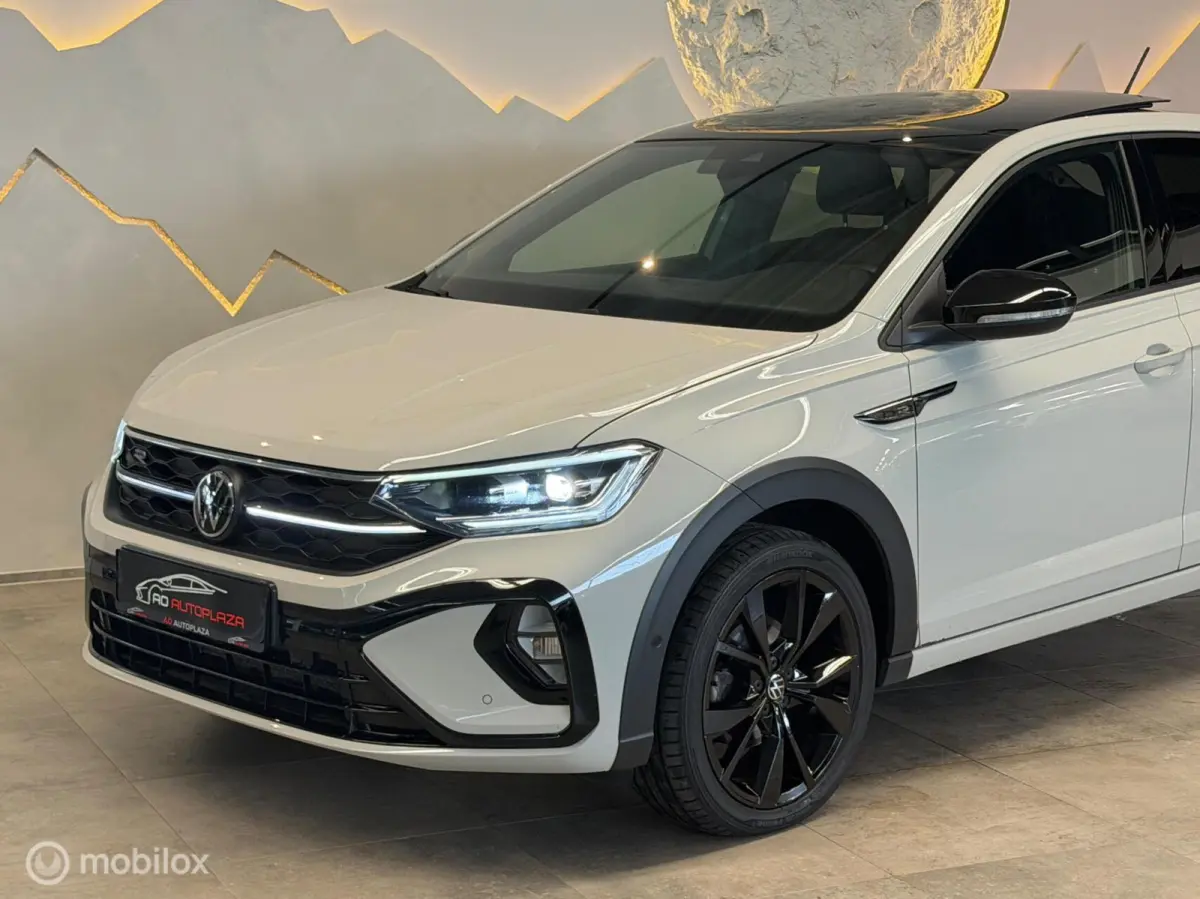 1.0 TSI 3x R-line Panorama/Keyless/Black style