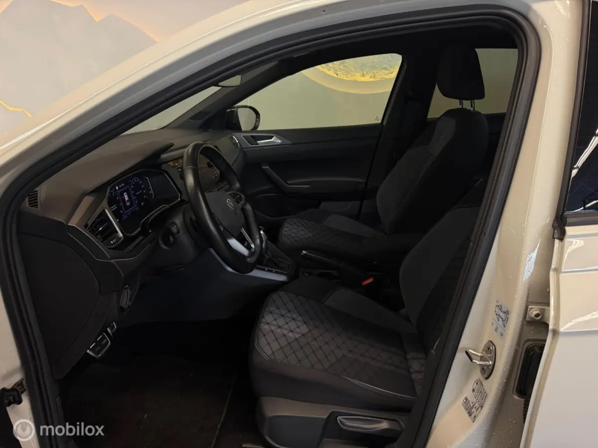 1.0 TSI 3x R-line Panorama/Keyless/Black style