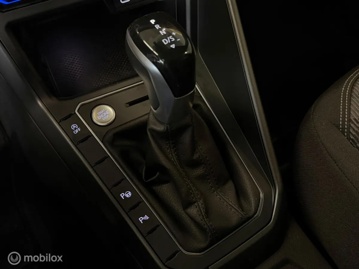 1.0 TSI 3x R-line Panorama/Keyless/Black style