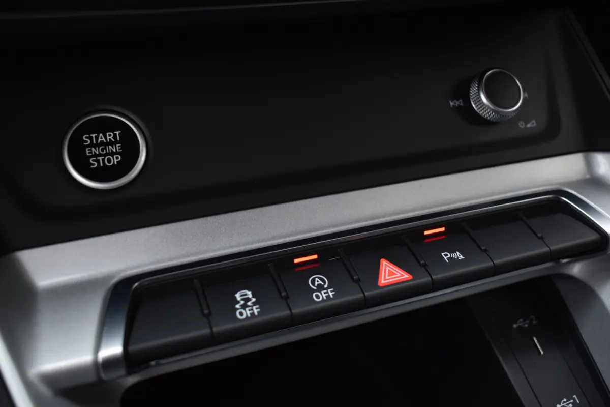 35TFSI 150PK S-TRONIC PRO LINE VIRTUAL/PDC/NAVI