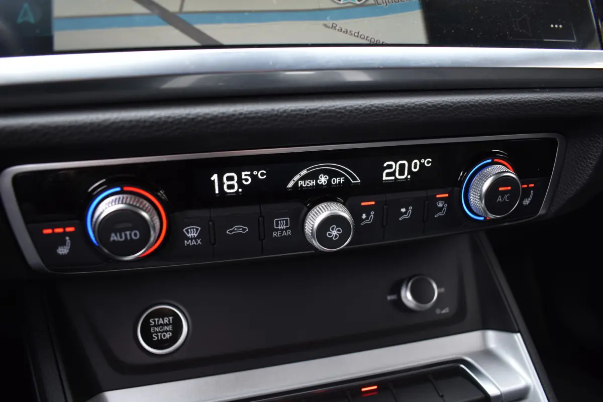 35TFSI 150PK S-TRONIC PRO LINE VIRTUAL/PDC/NAVI