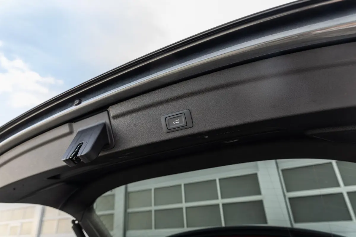 45 TFSIe 245pk PHEV S edition | Panoramadak | Trekhaak | SONOS | 20'' velgen