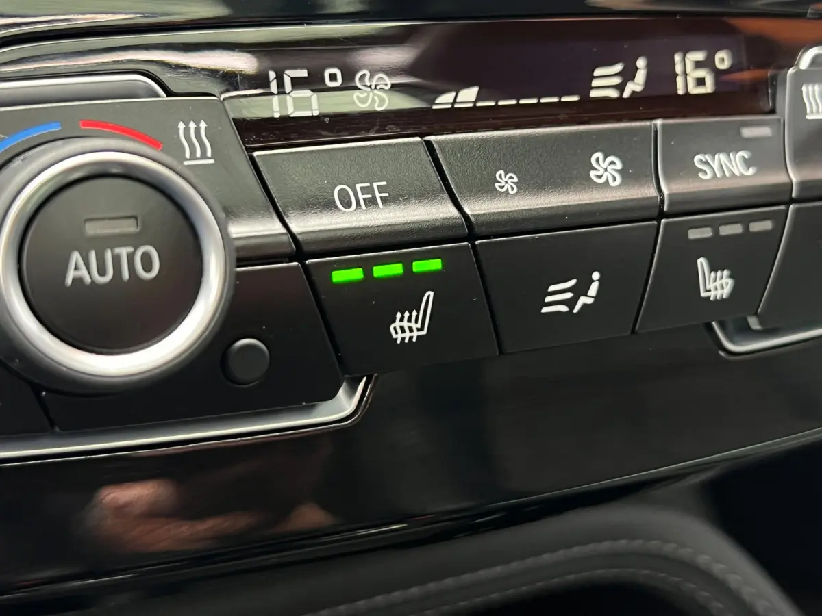 XDrive25e eDrive|Pano|Trekhaak|Sfeerverl.|HUD|Memory