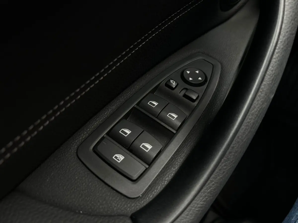 XDrive25e eDrive|Pano|Trekhaak|Sfeerverl.|HUD|Memory