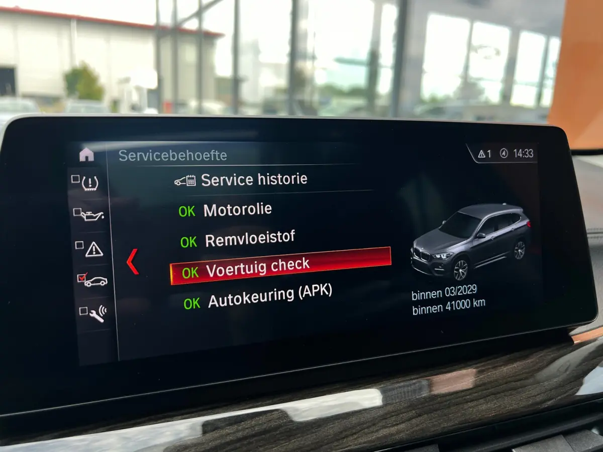 XDrive25e eDrive|Pano|Trekhaak|Sfeerverl.|HUD|Memory
