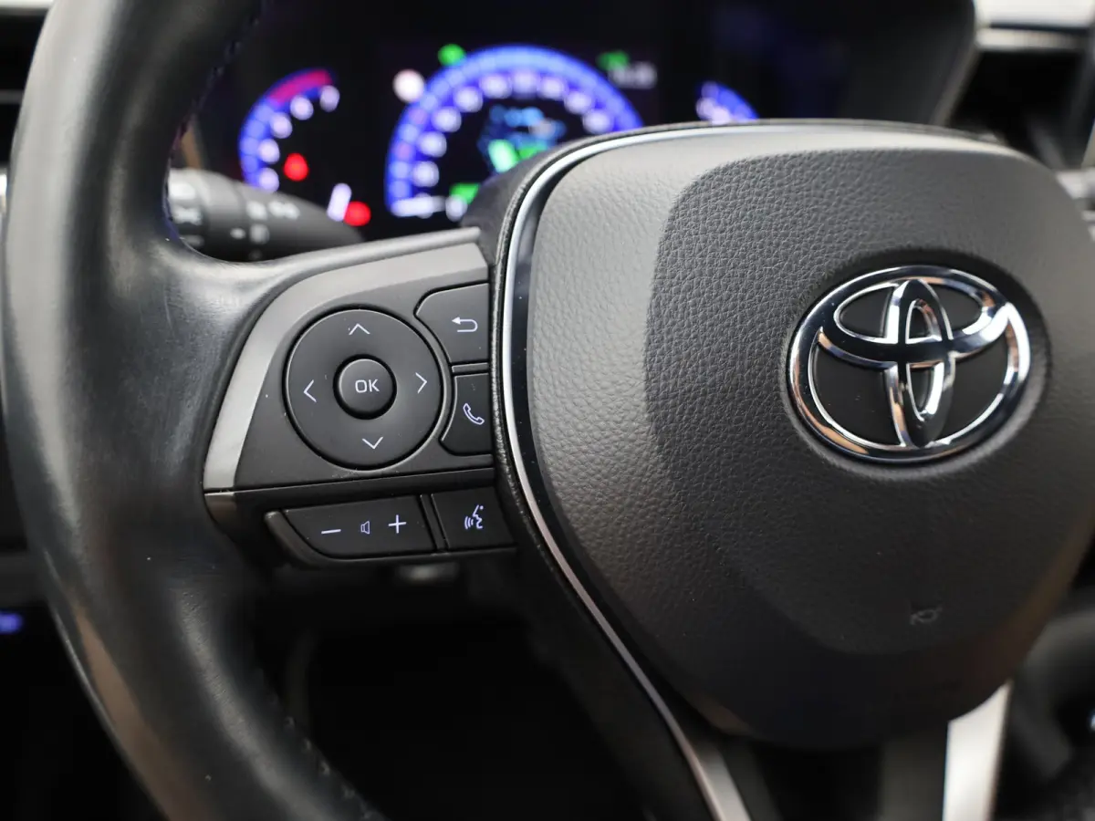 1.8 Hybrid Dynamic | Keyless | Trekhaak | Stuur & Stoel verwarming | Prijs Rijklaar!!