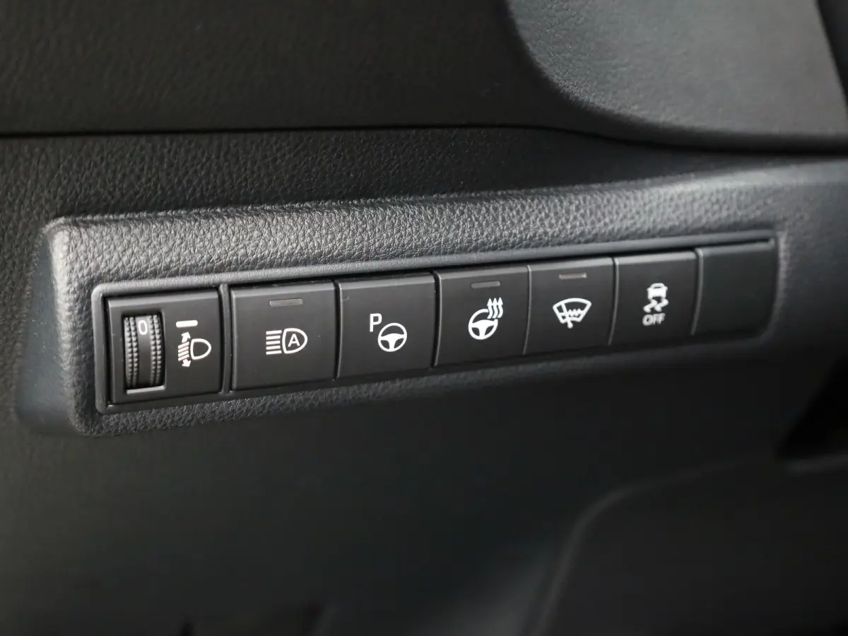 1.8 Hybrid Dynamic | Keyless | Trekhaak | Stuur & Stoel verwarming | Prijs Rijklaar!!