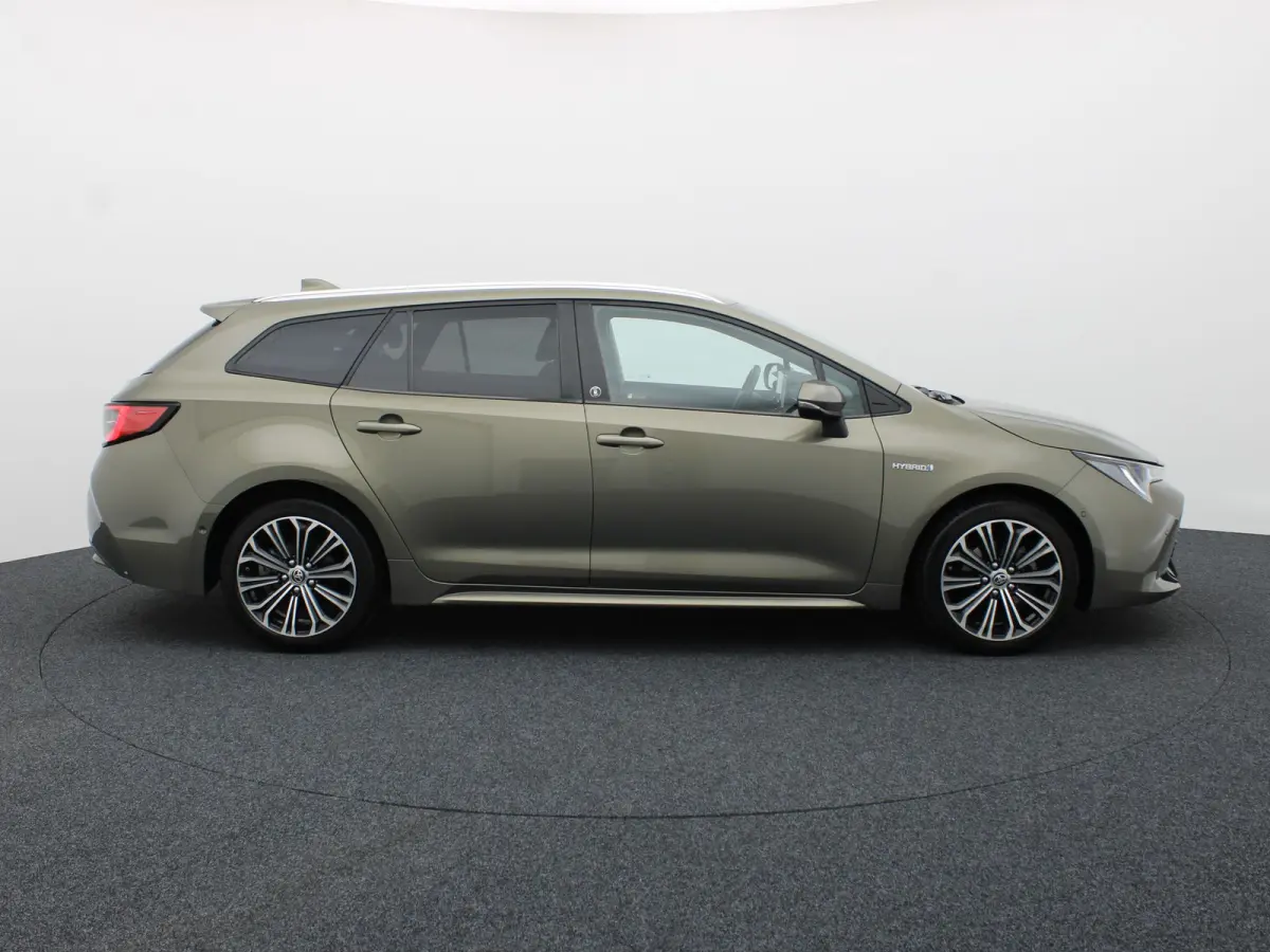 1.8 Hybrid Dynamic | Keyless | Trekhaak | Stuur & Stoel verwarming | Prijs Rijklaar!!