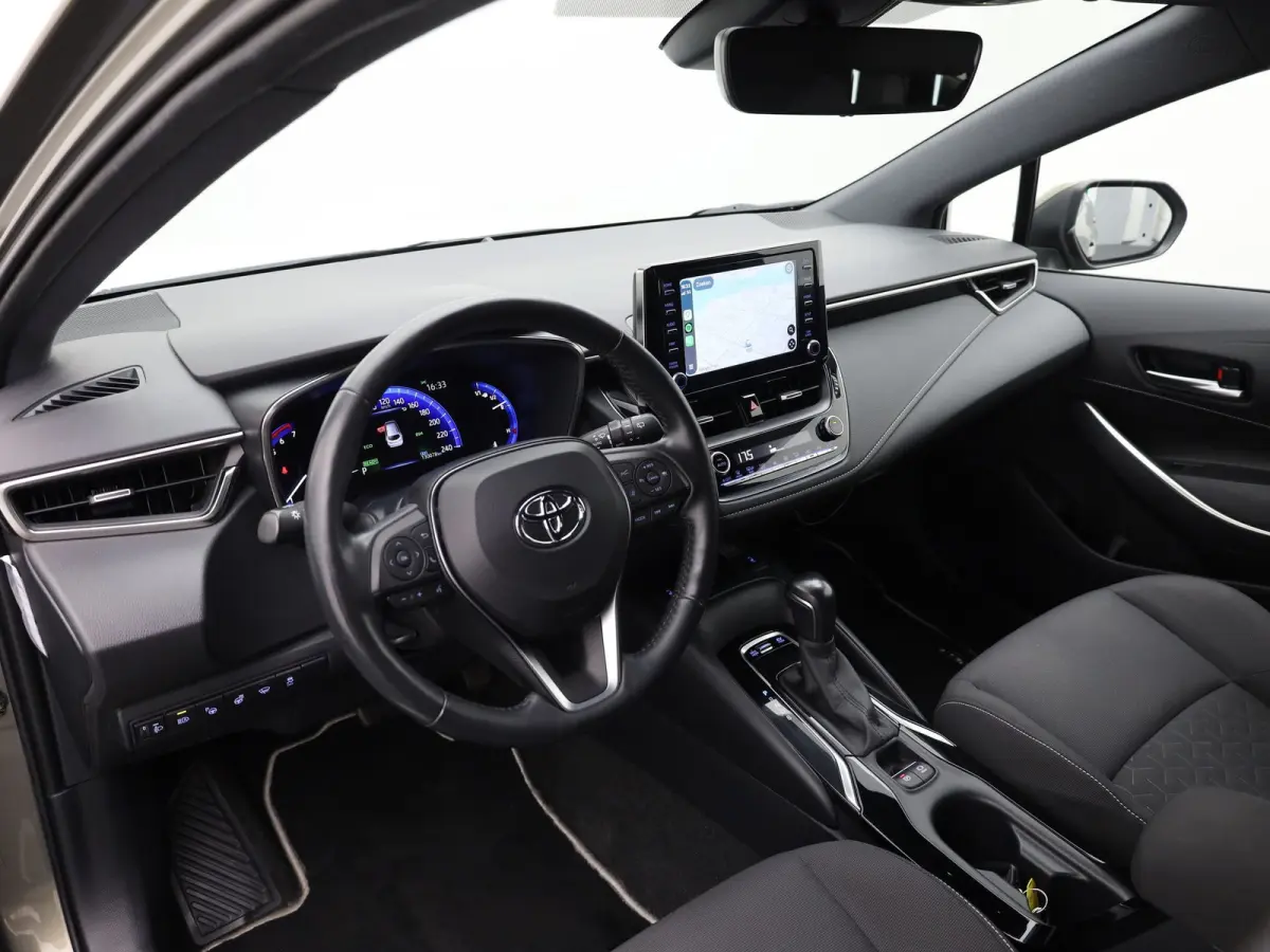 1.8 Hybrid Dynamic | Keyless | Trekhaak | Stuur & Stoel verwarming | Prijs Rijklaar!!