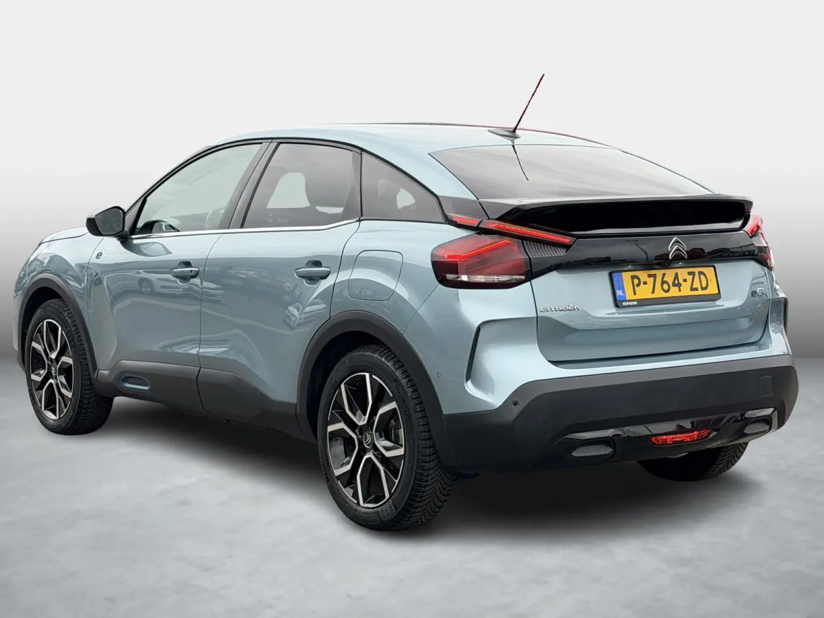 Live 50 kWh SOH 92,8% | Winterpakket | Head-Up | Keyless | 180° Camera | Dodehoek | 18” LM | 1e Eigenaar | Dealeronderhouden |