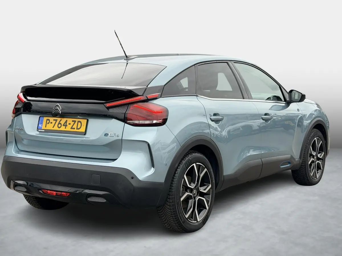 Live 50 kWh SOH 92,8% | Winterpakket | Head-Up | Keyless | 180° Camera | Dodehoek | 18” LM | 1e Eigenaar | Dealeronderhouden |