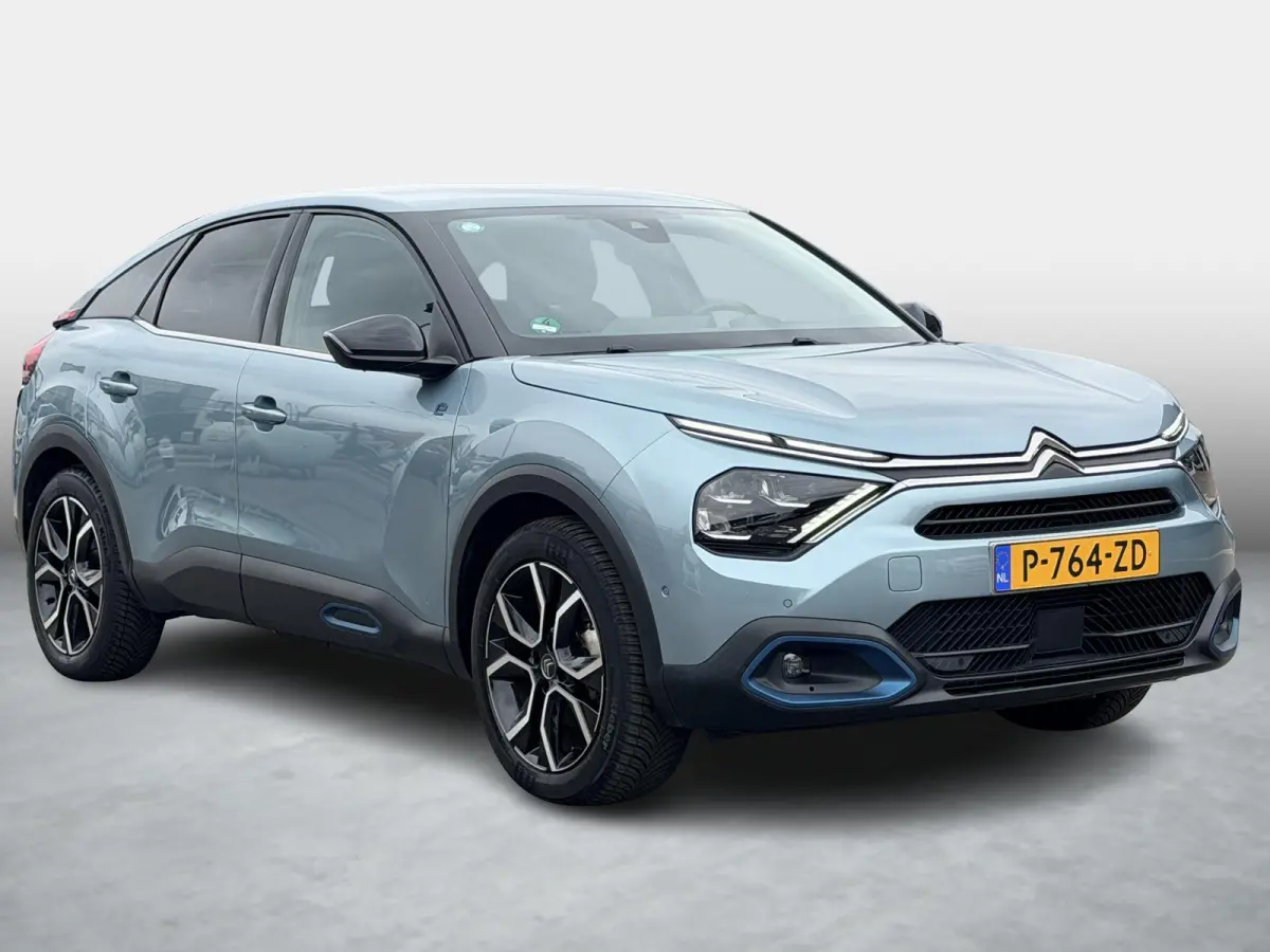 Live 50 kWh SOH 92,8% | Winterpakket | Head-Up | Keyless | 180° Camera | Dodehoek | 18” LM | 1e Eigenaar | Dealeronderhouden |