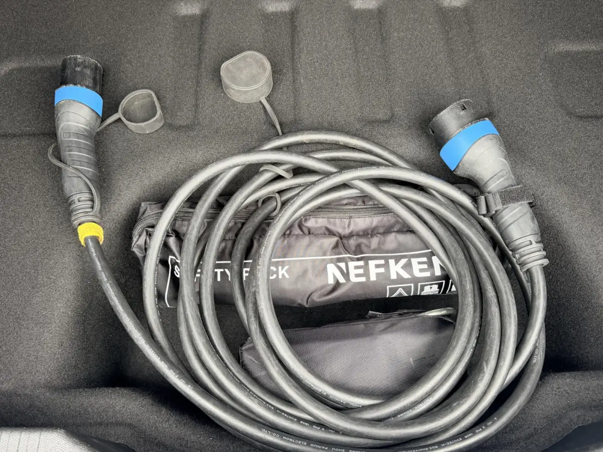 Live 50 kWh SOH 92,8% | Winterpakket | Head-Up | Keyless | 180° Camera | Dodehoek | 18” LM | 1e Eigenaar | Dealeronderhouden |