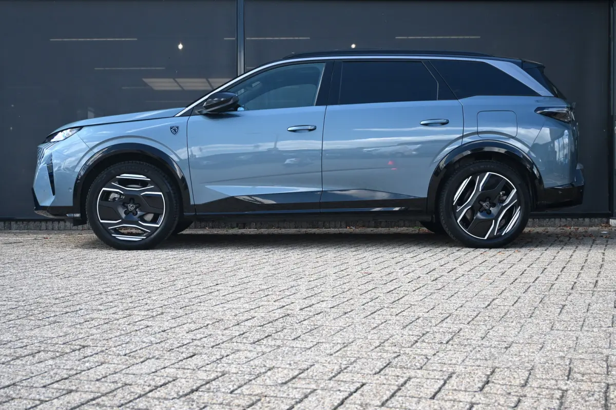 GT Avantage 73 kWh 7p 94,75%SOH! | Schuif-/Kanteldak | Elektr. Stoelen | Stoel/Stuurverwarming | Navigatie | 360 Camera !