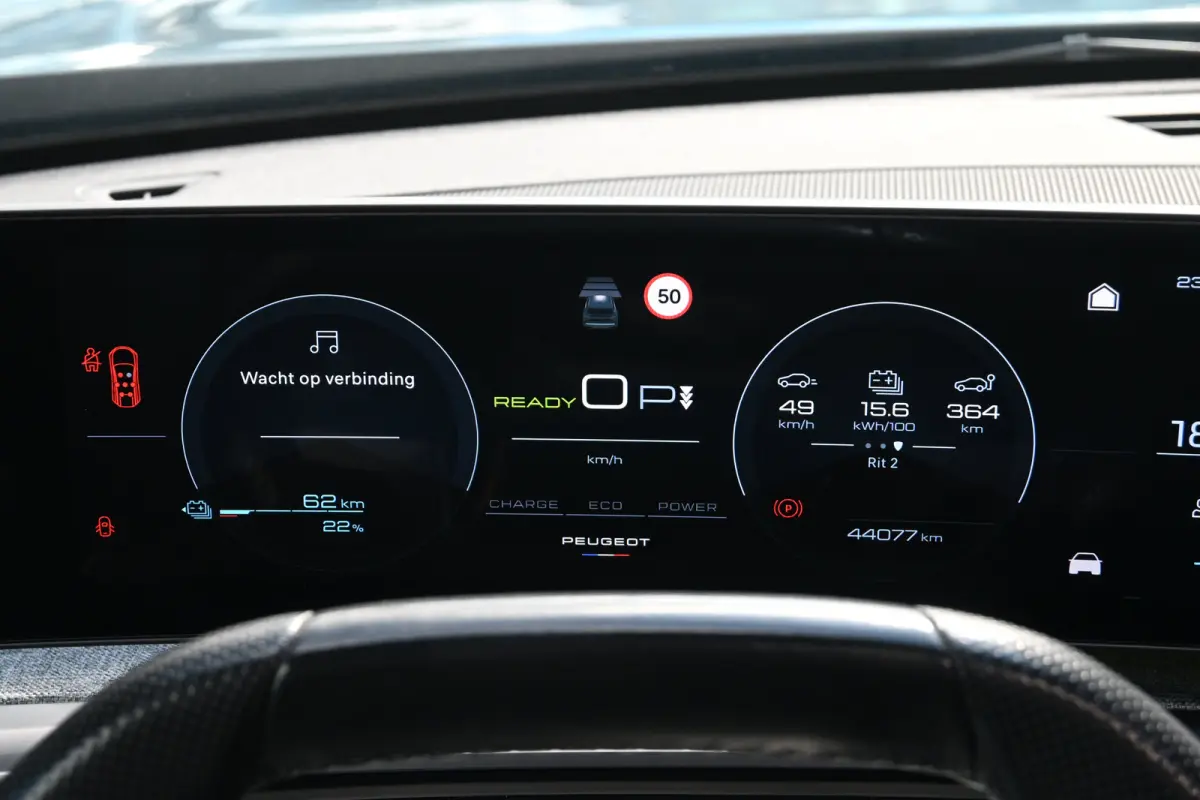 GT Avantage 73 kWh 7p | Schuif-/Kanteldak | Elektr. Stoelen | Stoel/Stuurverwarming | Navigatie | 360 Camera !