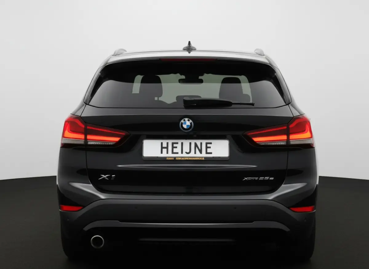 xDrive25e Executive CAMERA/NAVI/HEAD-UP