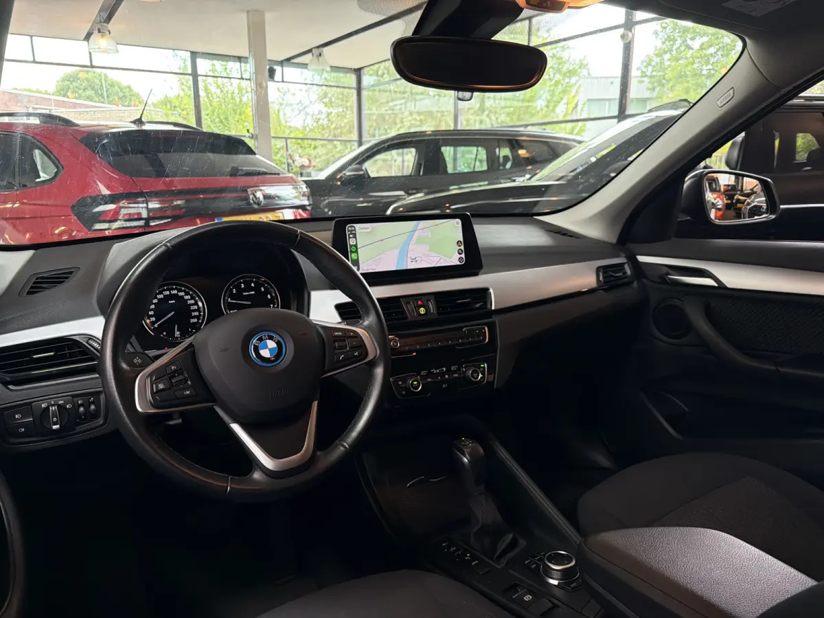 xDrive25e Executive CAMERA/NAVI/HEAD-UP