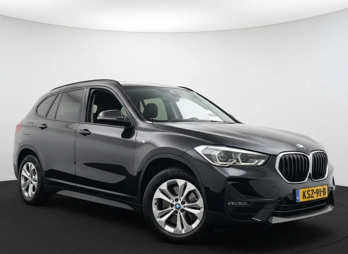 xDrive25e Executive CAMERA/NAVI/HEAD-UP