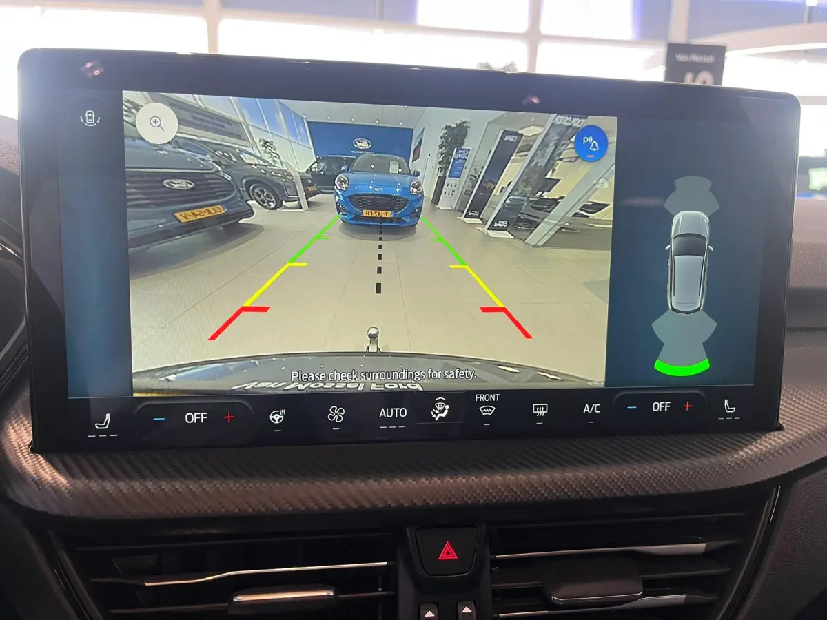 2.5 PHEV ST-Line | €7450,- Voordeel! | BLIS | Draadloos Carplay | Stoel/Voorruit/Stuurwielverwarming | All Weather Banden! |
