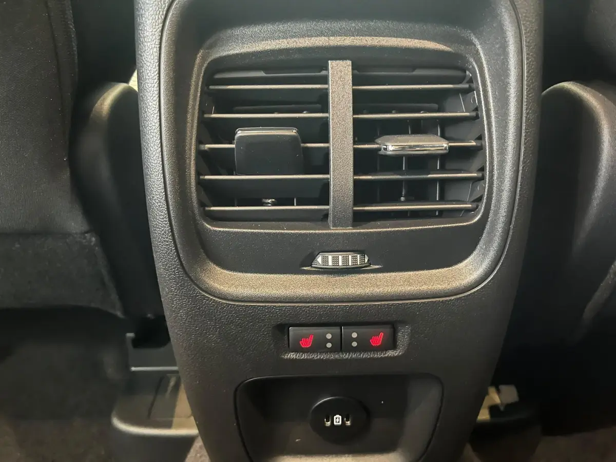 2.5 PHEV ST-Line | €7450,- Voordeel! | BLIS | Draadloos Carplay | Stoel/Voorruit/Stuurwielverwarming | All Weather Banden! |