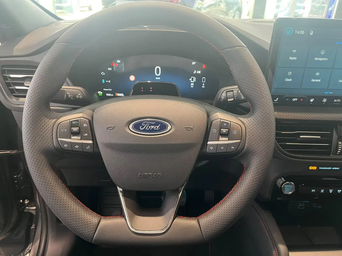 2.5 PHEV ST-Line | €7450,- Voordeel! | BLIS | Draadloos Carplay | Stoel/Voorruit/Stuurwielverwarming | All Weather Banden! |