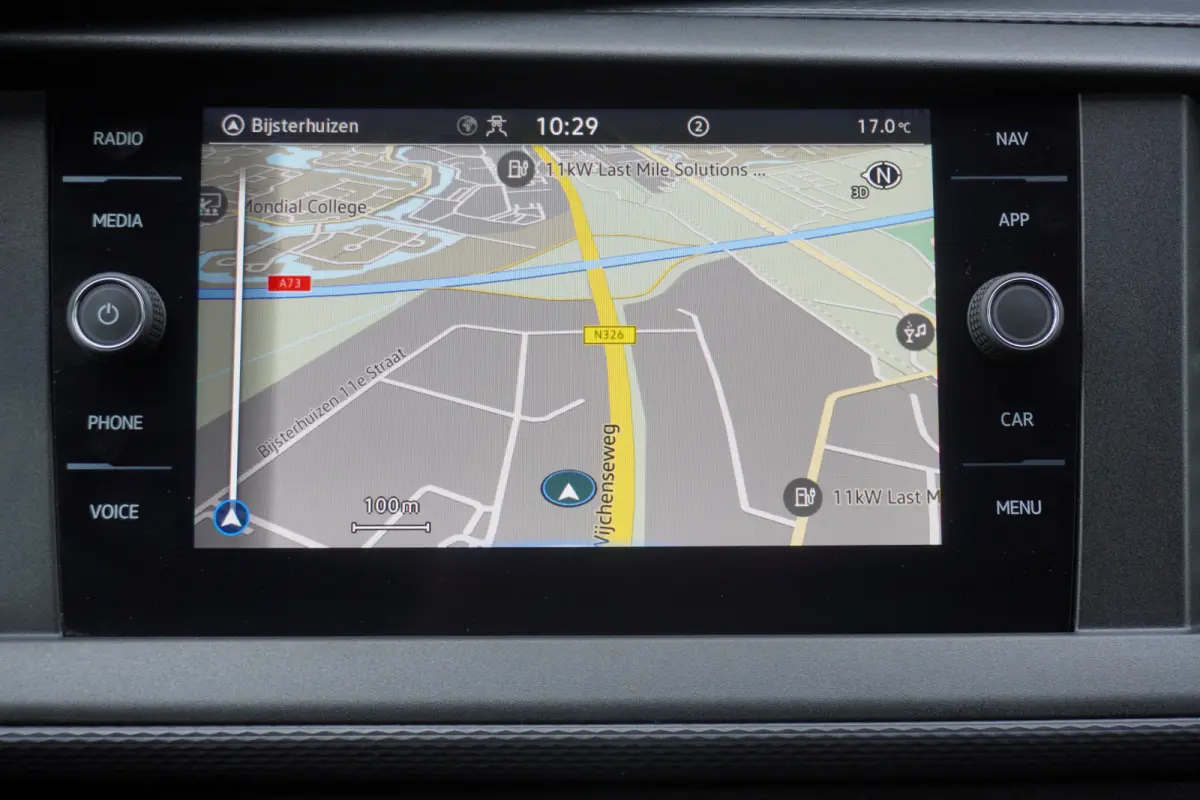 150pk L2H1 Apple Carplay Parkeersensoren Navigatie Achterdeuren Cruise control 3-Zits