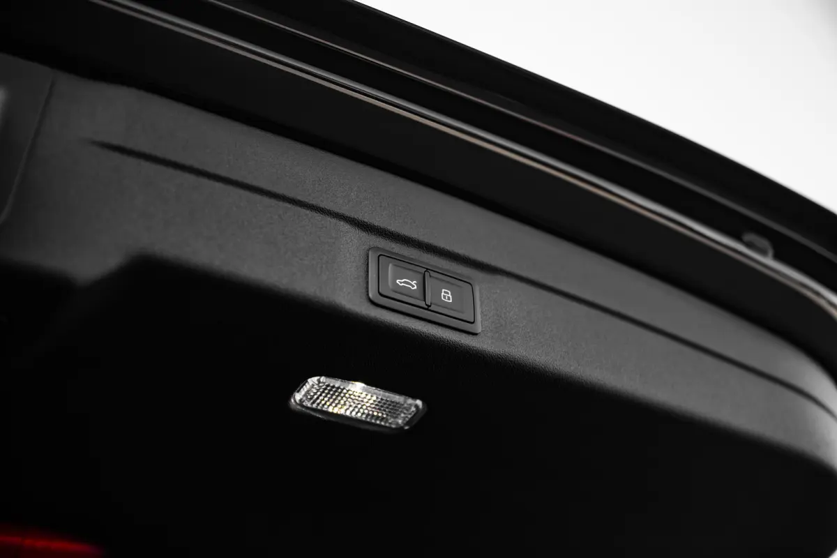 S edition | Adaptive cruise control | Airconditioning 4-zones | Audi sound system